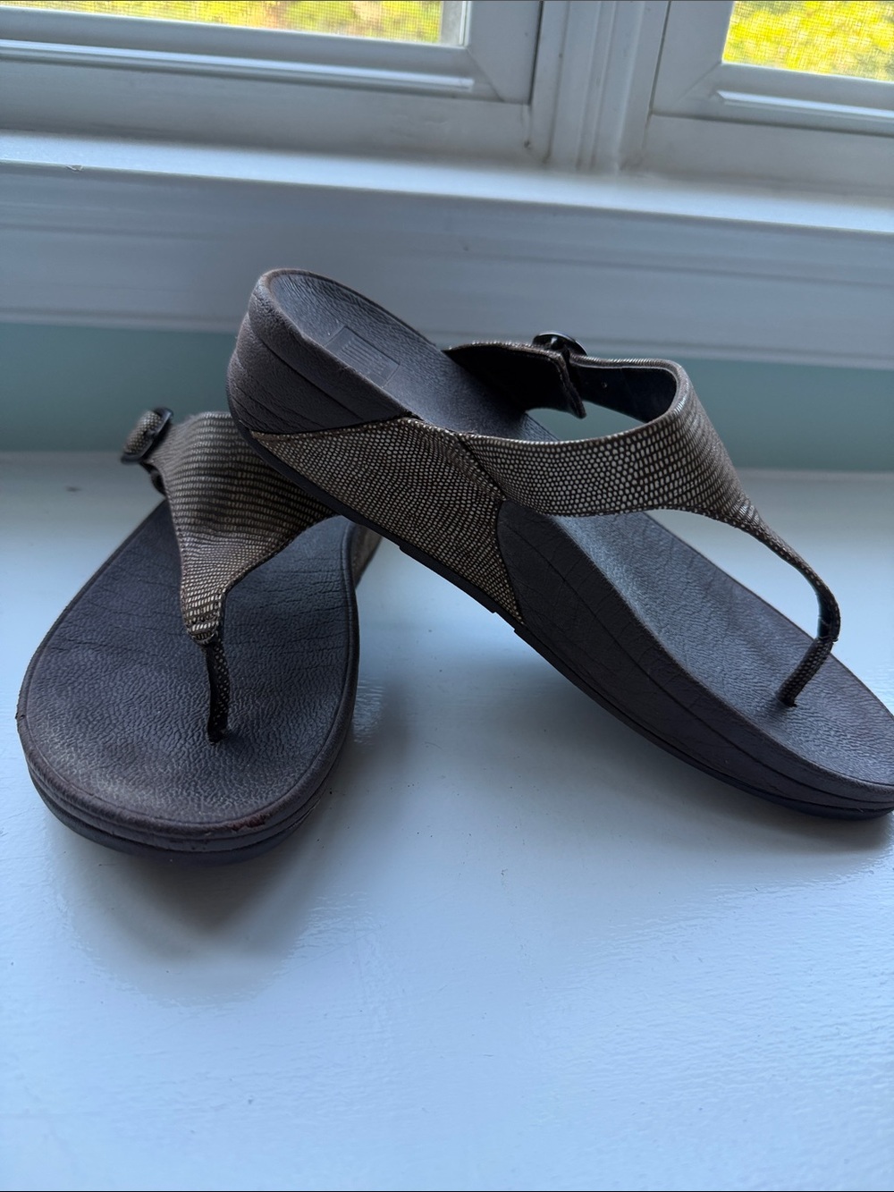 FitFlop Metallic Bronze Wedge Thong Sandals